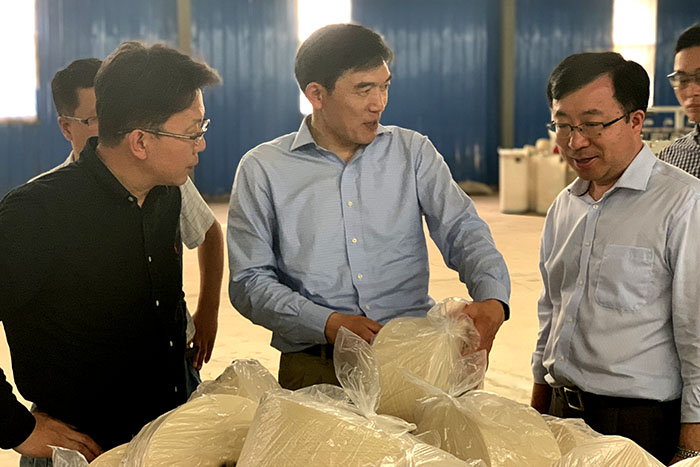 省政府副秘書長黃瀾一行調研 江蘇-新陽嘎農工貿產業園